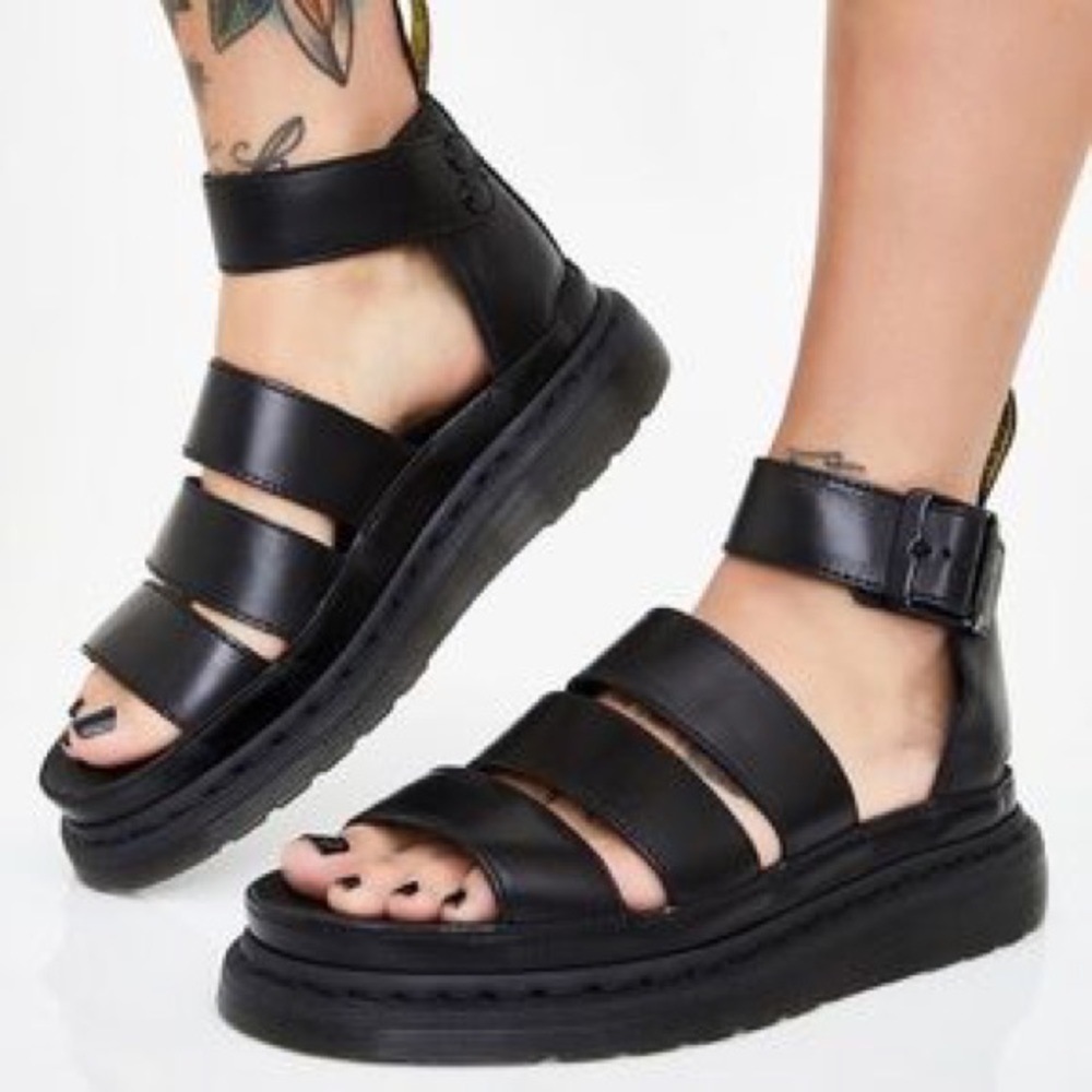 BNIB Dr Martens Clarissa ii Sandals - Black Brando Size 9. Brand New Never Worn